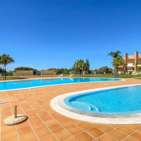 Millennium Plaza By Hsrentals Apartman